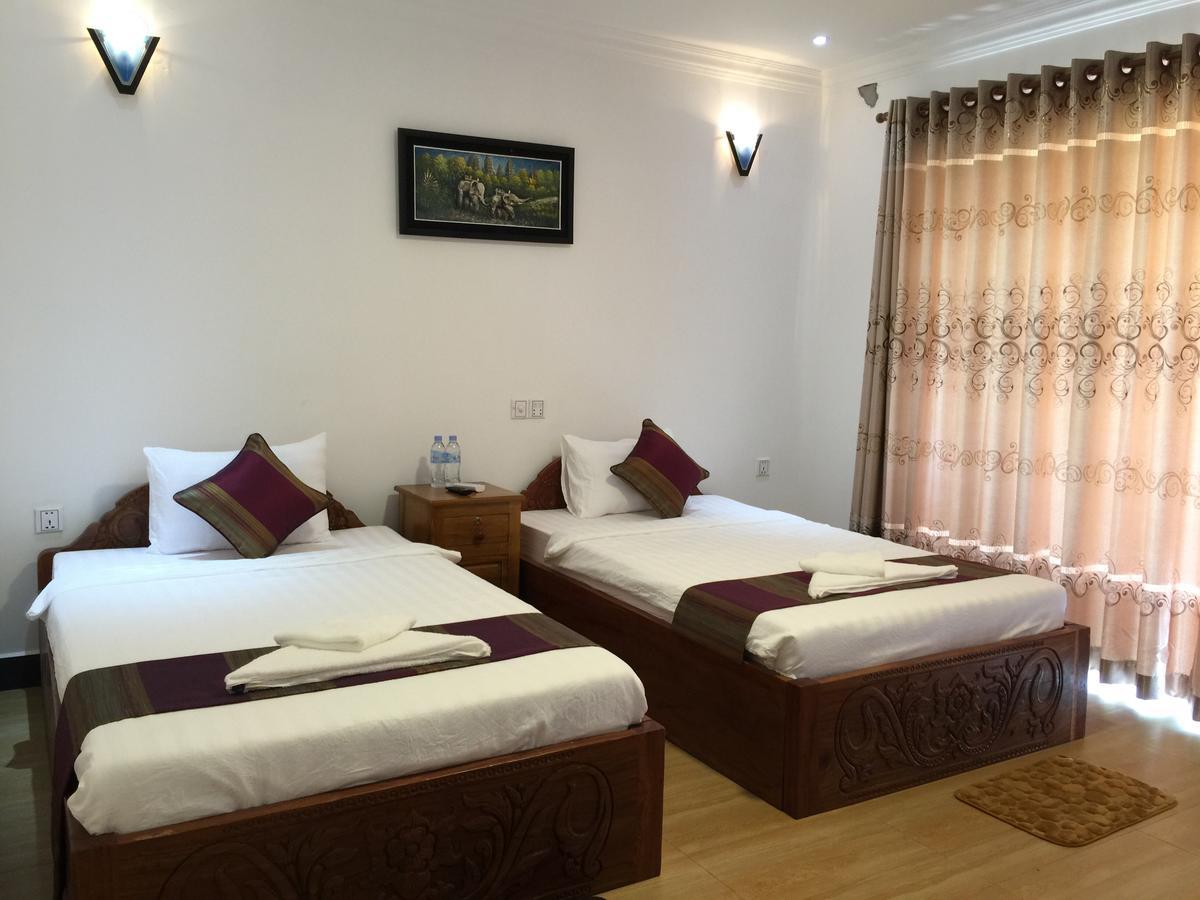 White Boutique Hotel And Residences Sihanoukville Bagian luar foto